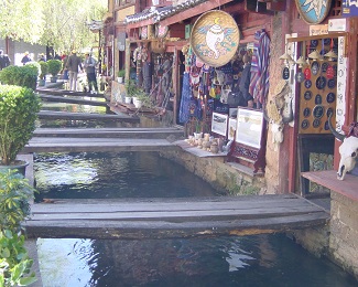 Lijiang tours and China tours pictures